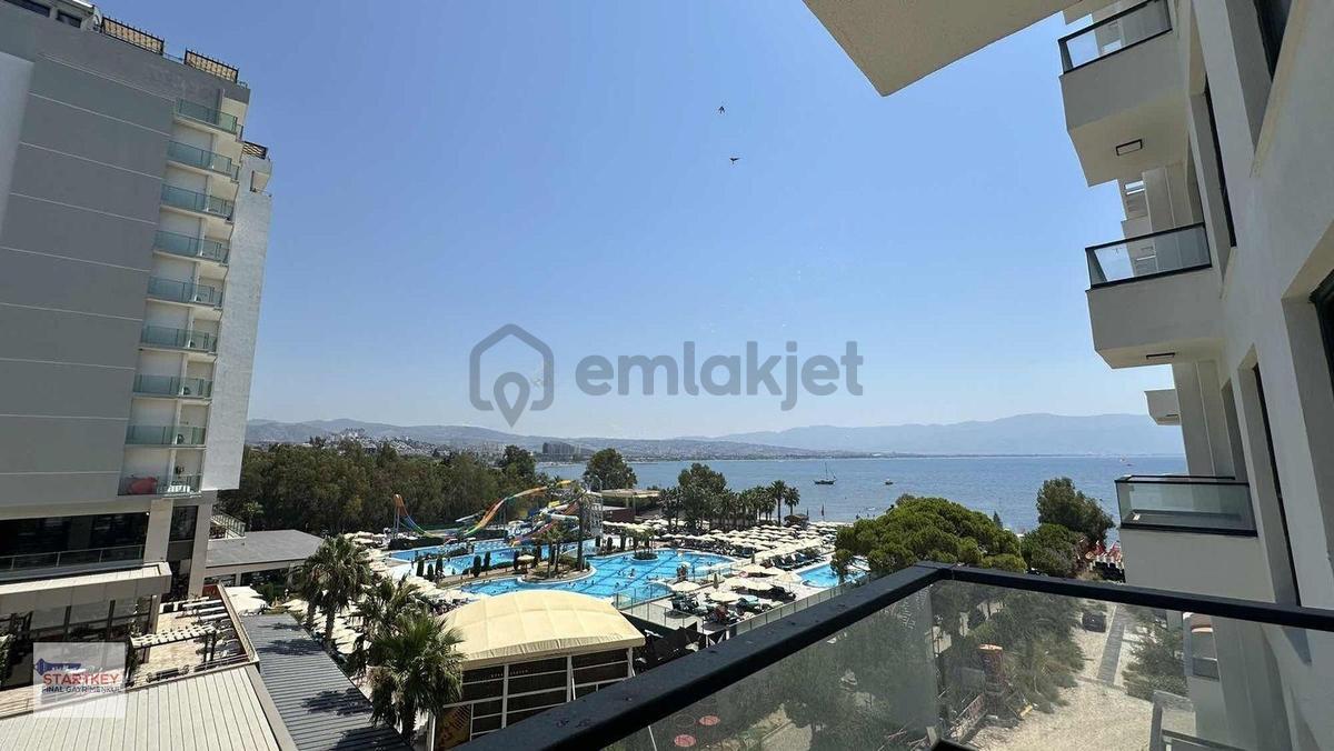 Kuşadası Denize Sıfır Lüks Rezidans Satılık 1+1 - 10