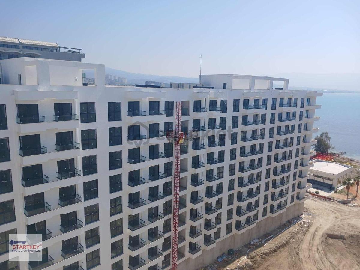 Kuşadası Denize Sıfır Lüks Rezidans Satılık 1+1 - 27