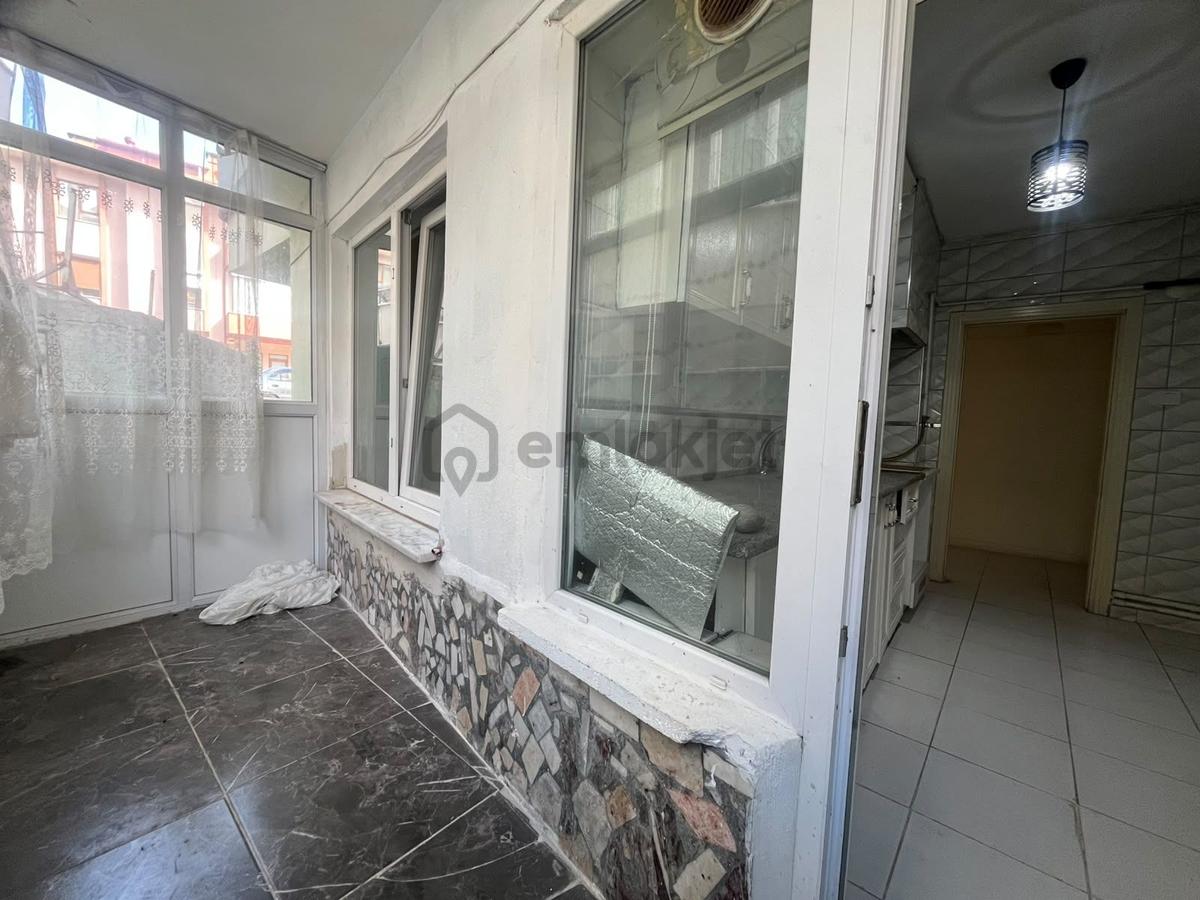 Çarşı Merkezde Kiralık 3+1 Daire - 23