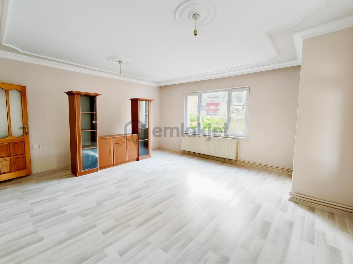 Elfiden Sütlüce Mahallesi Üstünkent Sitesinde 3+1 Kiralık Daire - 2