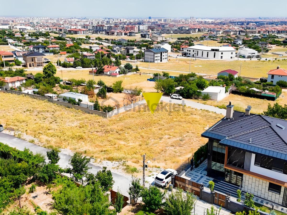 İşyapar'dan Gülistan Parsellerinde 500m2 Satılık Villa Arsası - 32