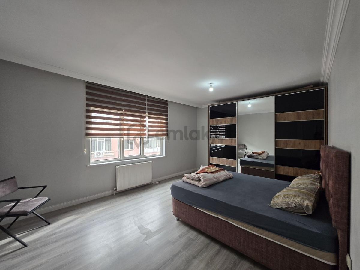 Kızılay Sümer-1 Sk. 4+1 Geniş Ofis Asansörlü Binada - 42