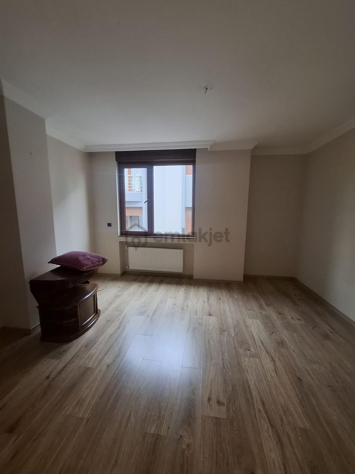 Bahçelievler Piramit Restoran Yakını 3+1 Kiralık Daire - 14