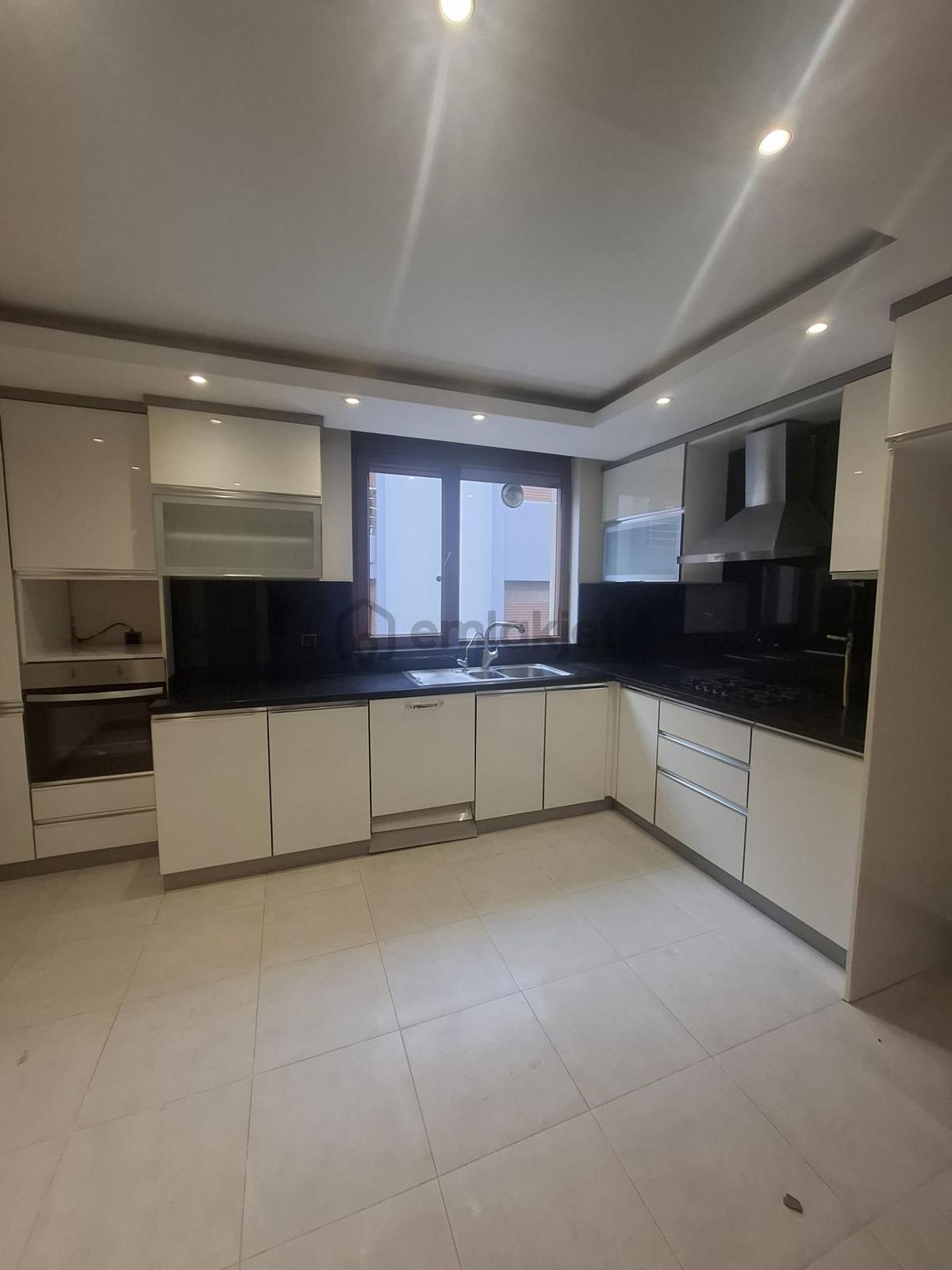 Bahçelievler Piramit Restoran Yakını 3+1 Kiralık Daire - 12