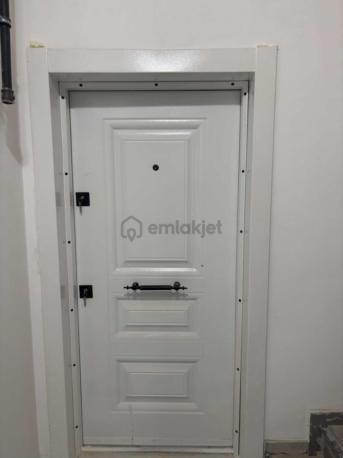 Küçükkolpınarda Lüks Siteler Bölgesinde Satılık 4+1 Daire - 31
