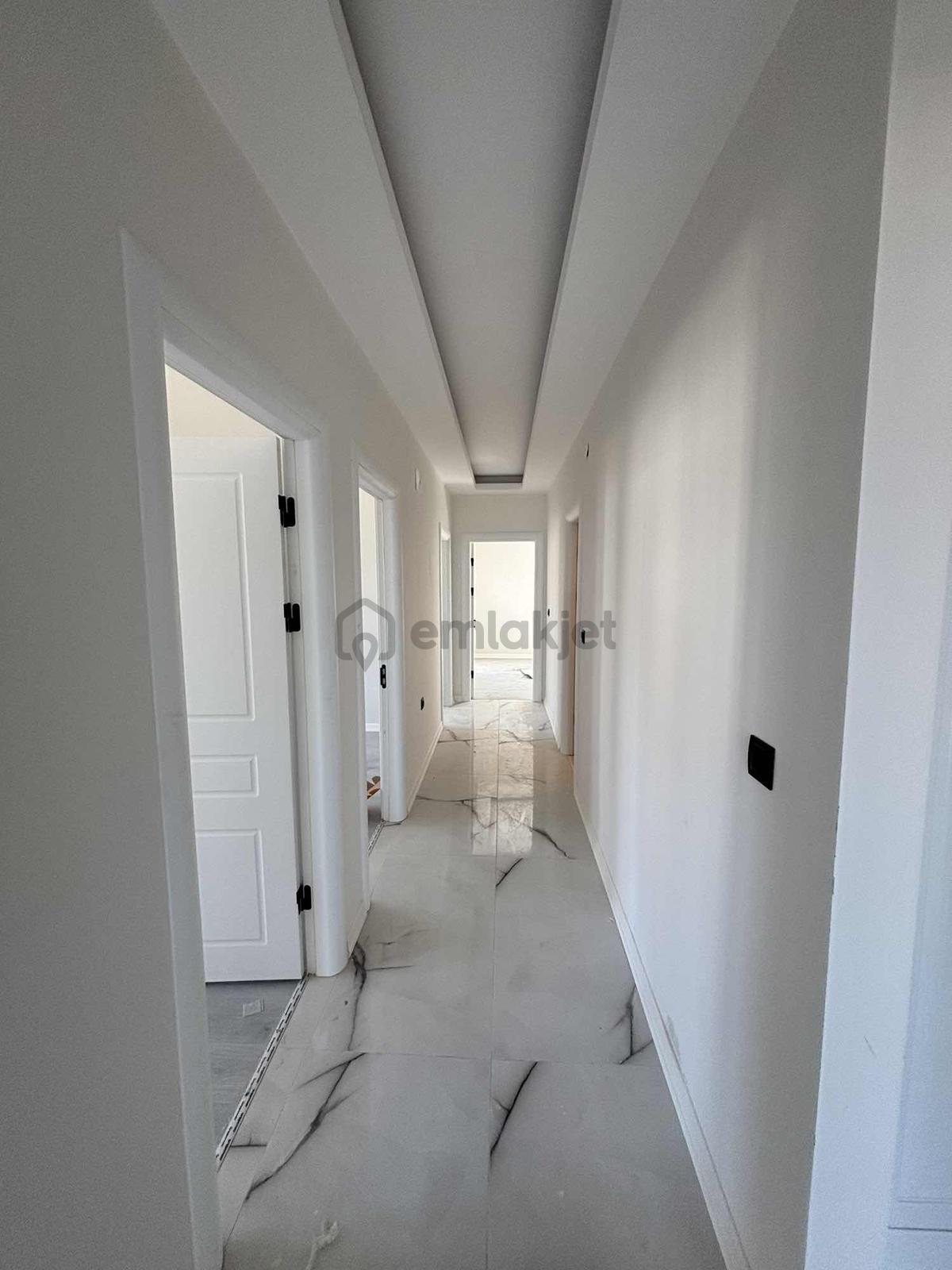 Küçükkolpınarda Lüks Siteler Bölgesinde Satılık 4+1 Daire - 21