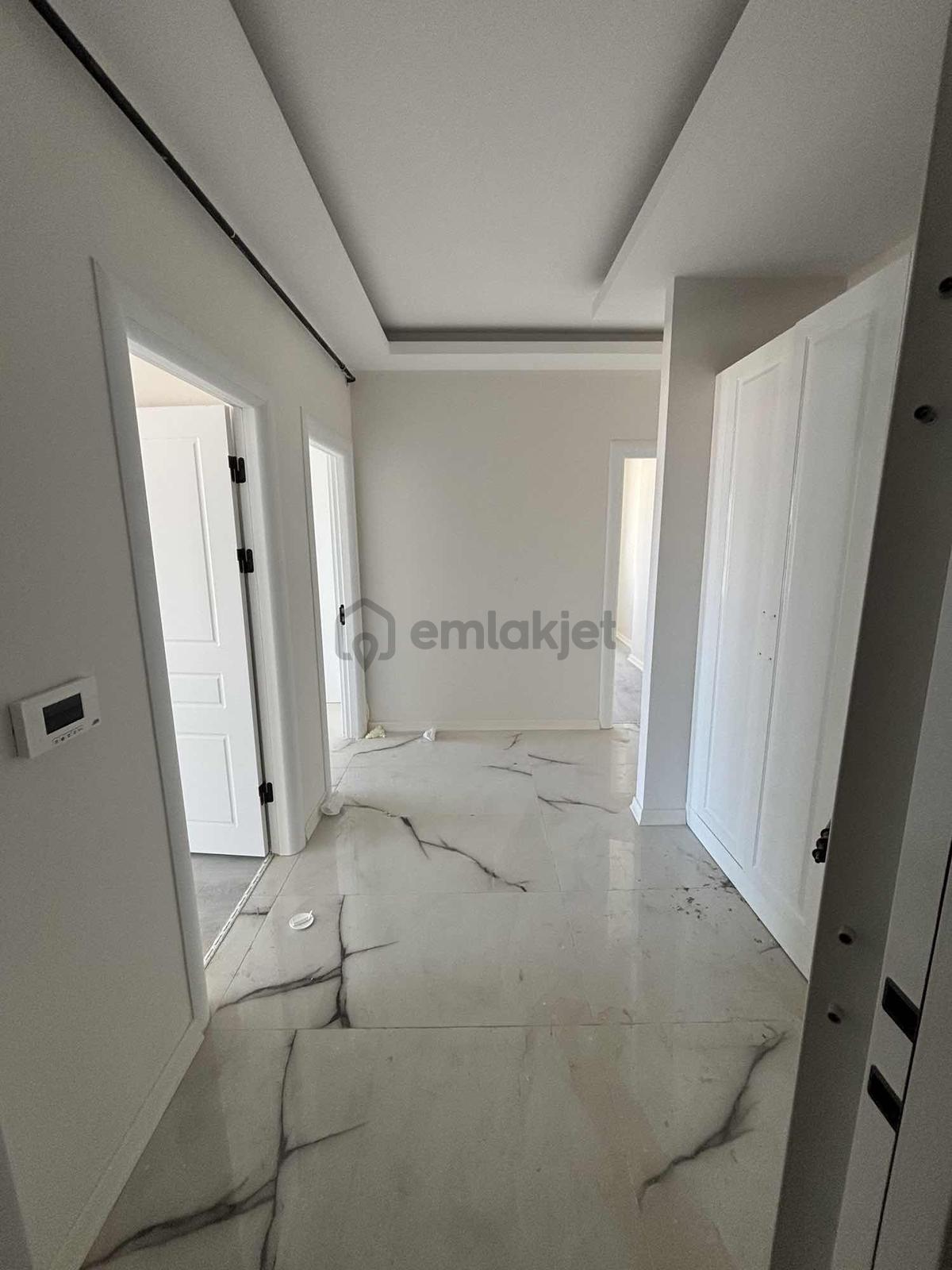 Küçükkolpınarda Lüks Siteler Bölgesinde Satılık 4+1 Daire - 30