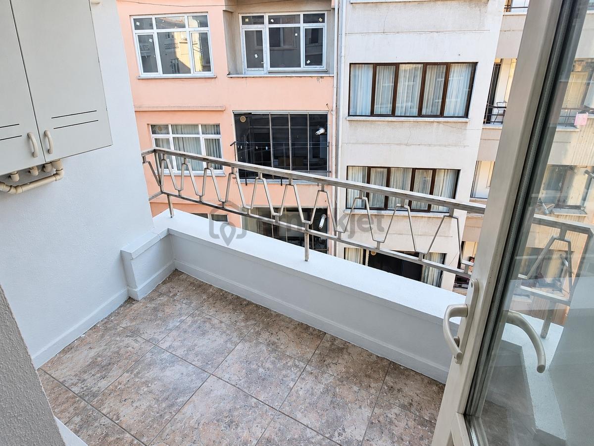 Century 21den Satılık 3+1 Atatürk Bulvarı Üzerinde - 22