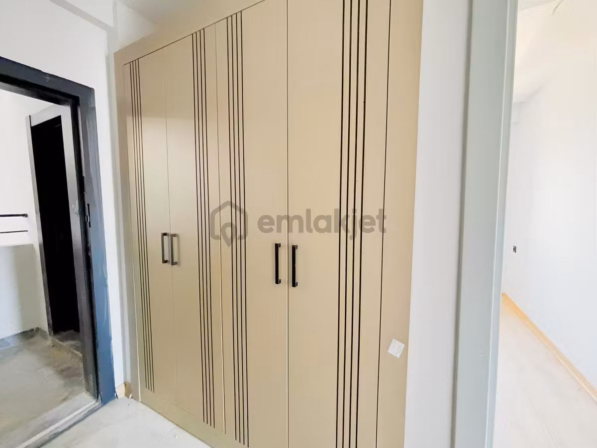 Çeşmelide Deniz Manzaralı Lüks Sitede 2+1 Fırsat Daire - 34