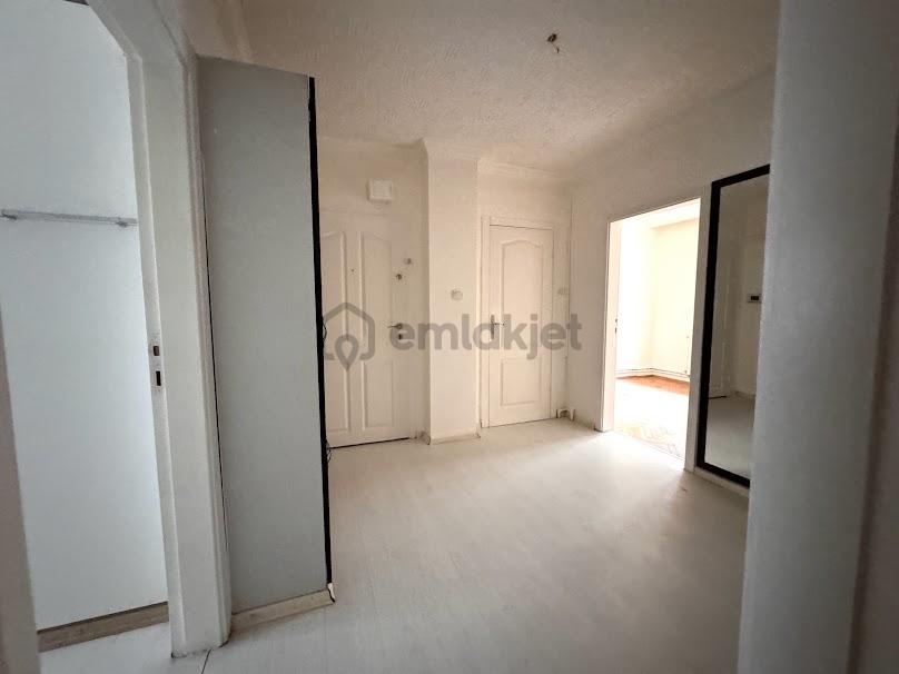 Çankaya Tekman Caddesi Üzerinde Geniş Kiralık 3+1 Daire - 18