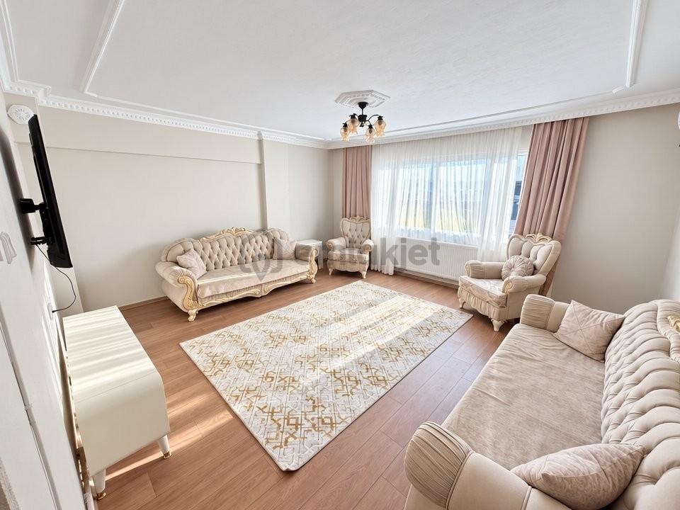 Buca Yeşilbağlar Mah Park Manzaralı 132 M2 3+1 Daire