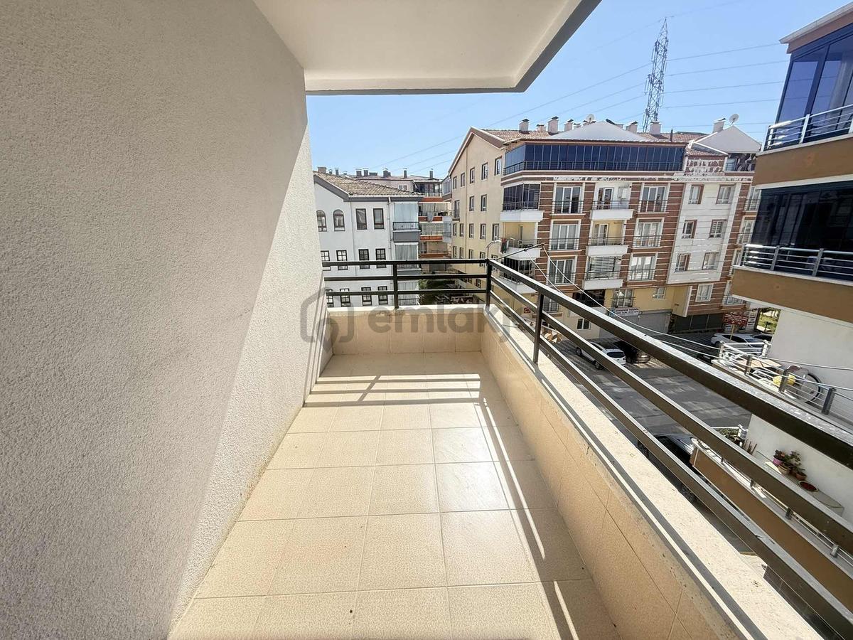 Kiralık Daire 3.kat 3+1 Geniş Kullanışlı Güney Cephe Daire - 21
