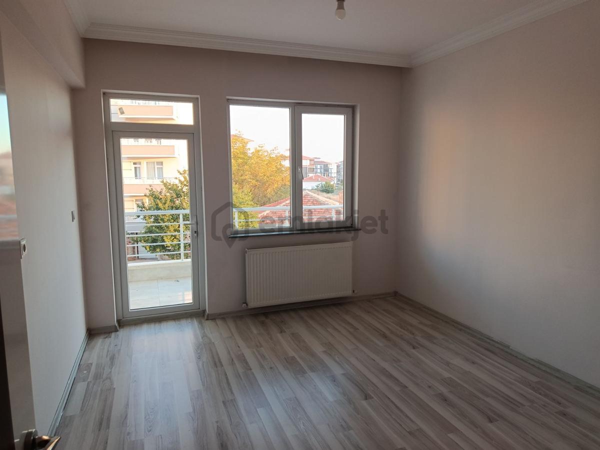 Doğu, Batı, Güney Cephe Arakat 3+1 Kiralık Daire - 11