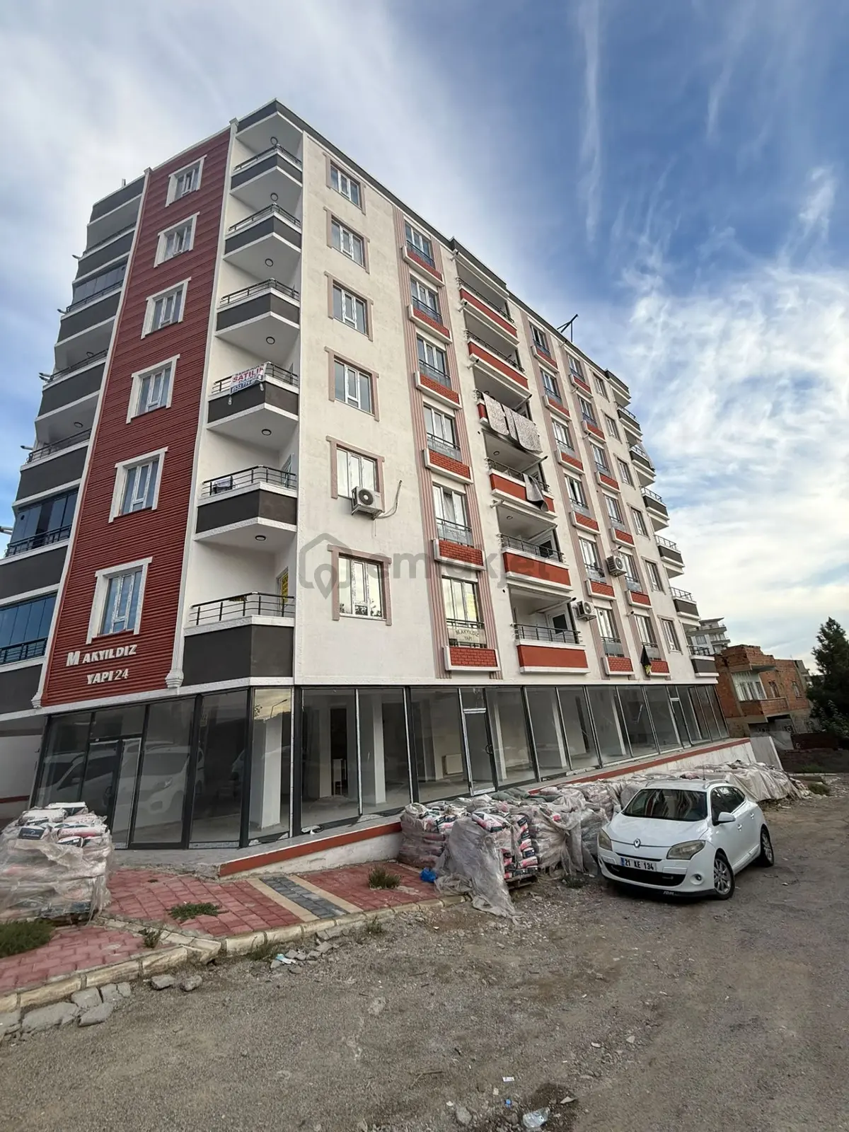 Şimşek Emlaktan Satılık Daire Merkezi Konumda