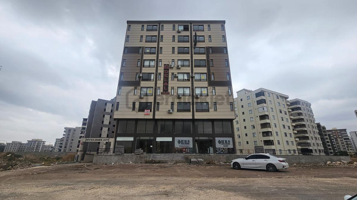 Karaköprü Akbayır'da 5. Kat Satılık 1+1 Daire
