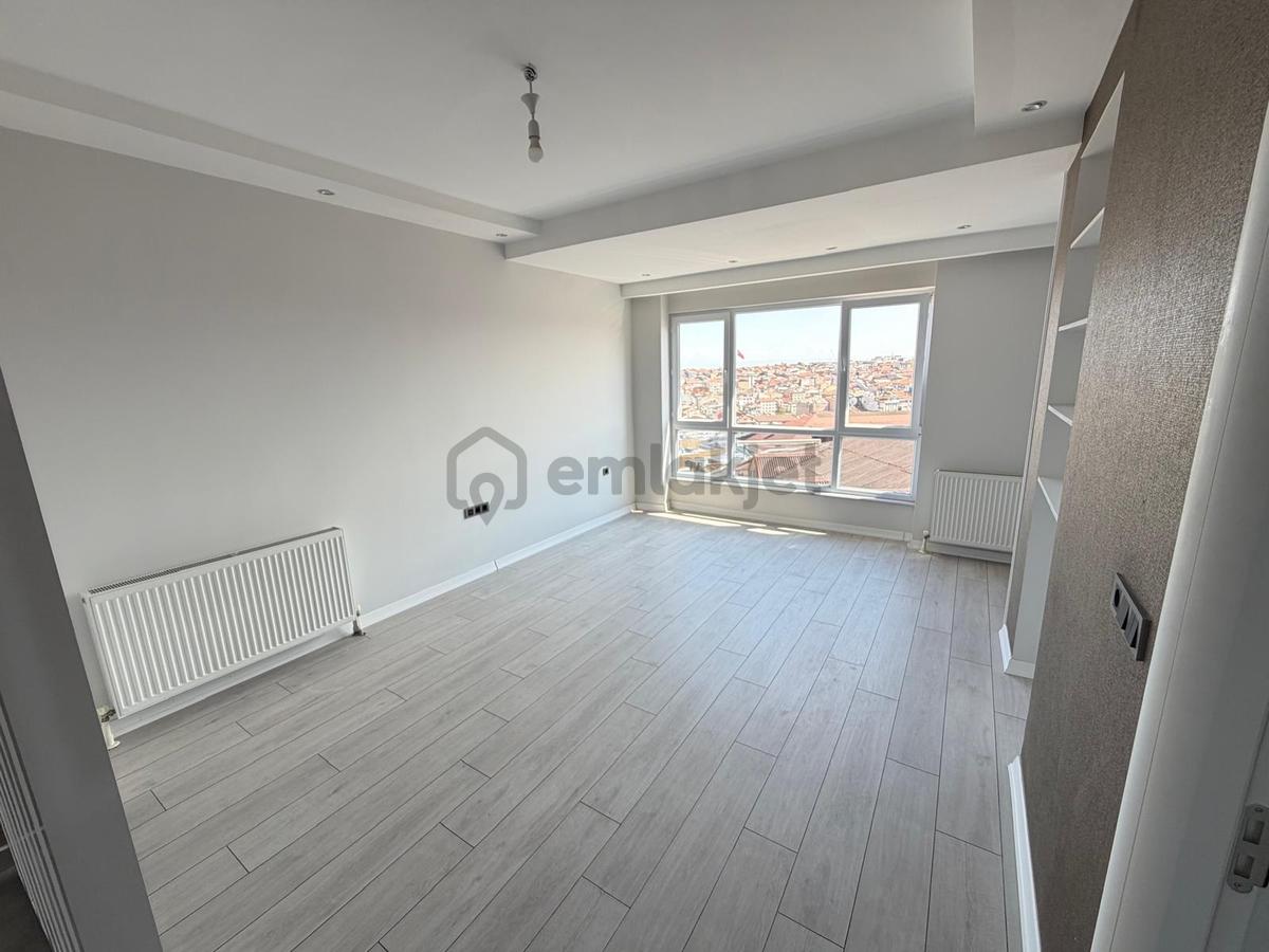 Çilekli Cami Yakını, Manzaralı, Teraslı 3+1 Dubleks Daire - 2