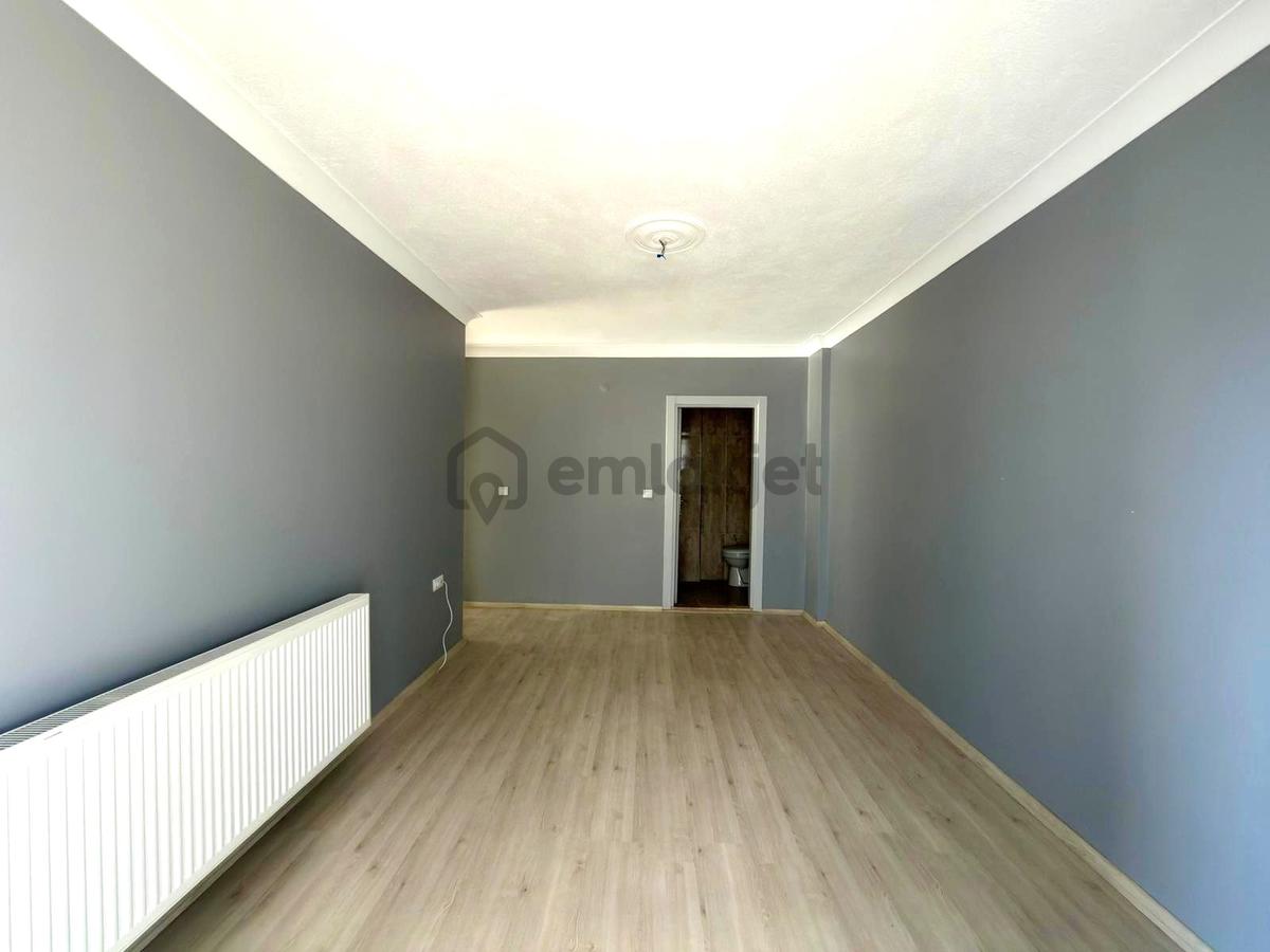 Doradan Akçayda Ara Kat Ön Cephe Ebv Banyolu 2+1 Satılık Daire - 18