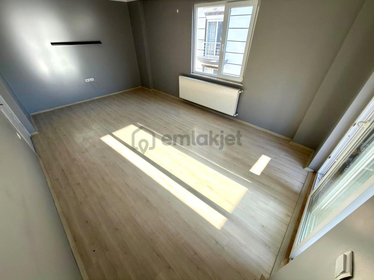 Doradan Akçayda Ara Kat Ön Cephe Ebv Banyolu 2+1 Satılık Daire - 24