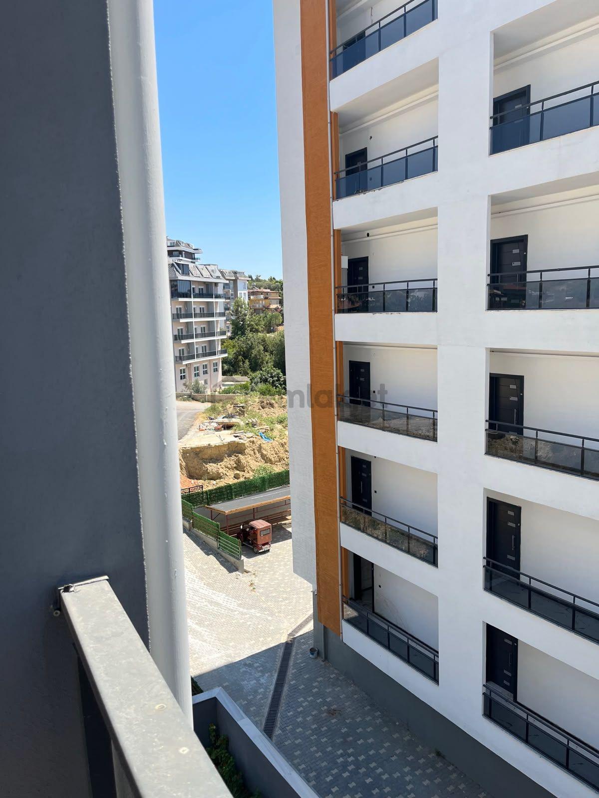Sahibinden Avsallarda 1+1 Sıfır Asansörlü Daire - 19