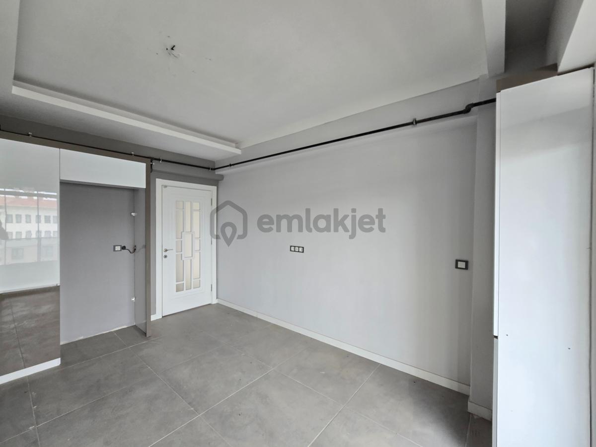 Kovanağzı Mahallesinde | Gazze Caddesine Cephe | 3+1 Daire - 14