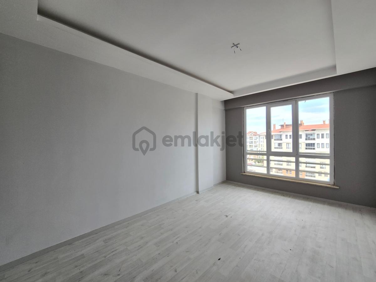 Kovanağzı Mahallesinde | Gazze Caddesine Cephe | 3+1 Daire - 5