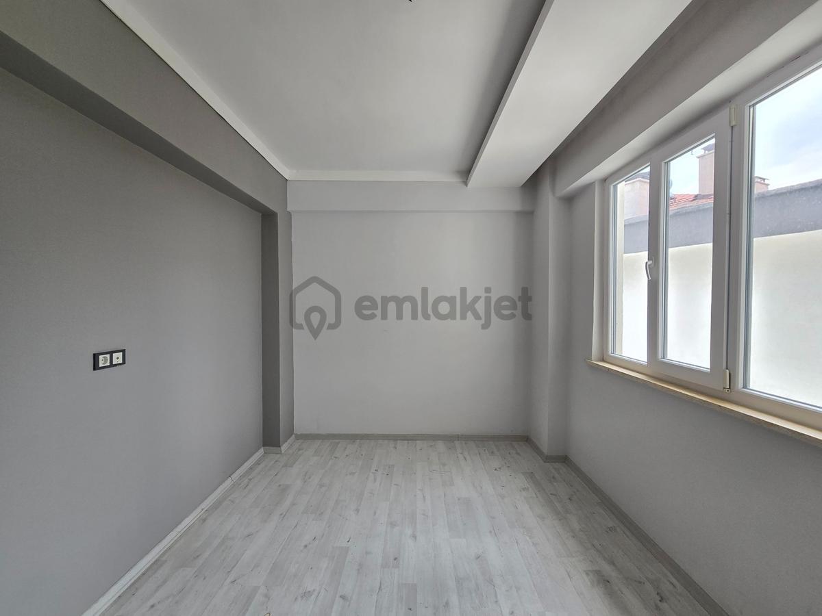 Kovanağzı Mahallesinde | Gazze Caddesine Cephe | 3+1 Daire - 50