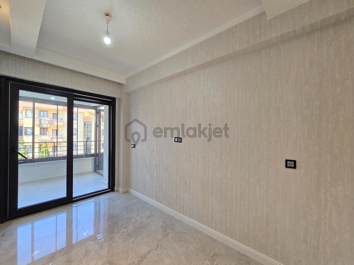 İşyapar'dan Sancak Mahallesinde Geniş Ve 1. Kalite 2+1 Daire - 12