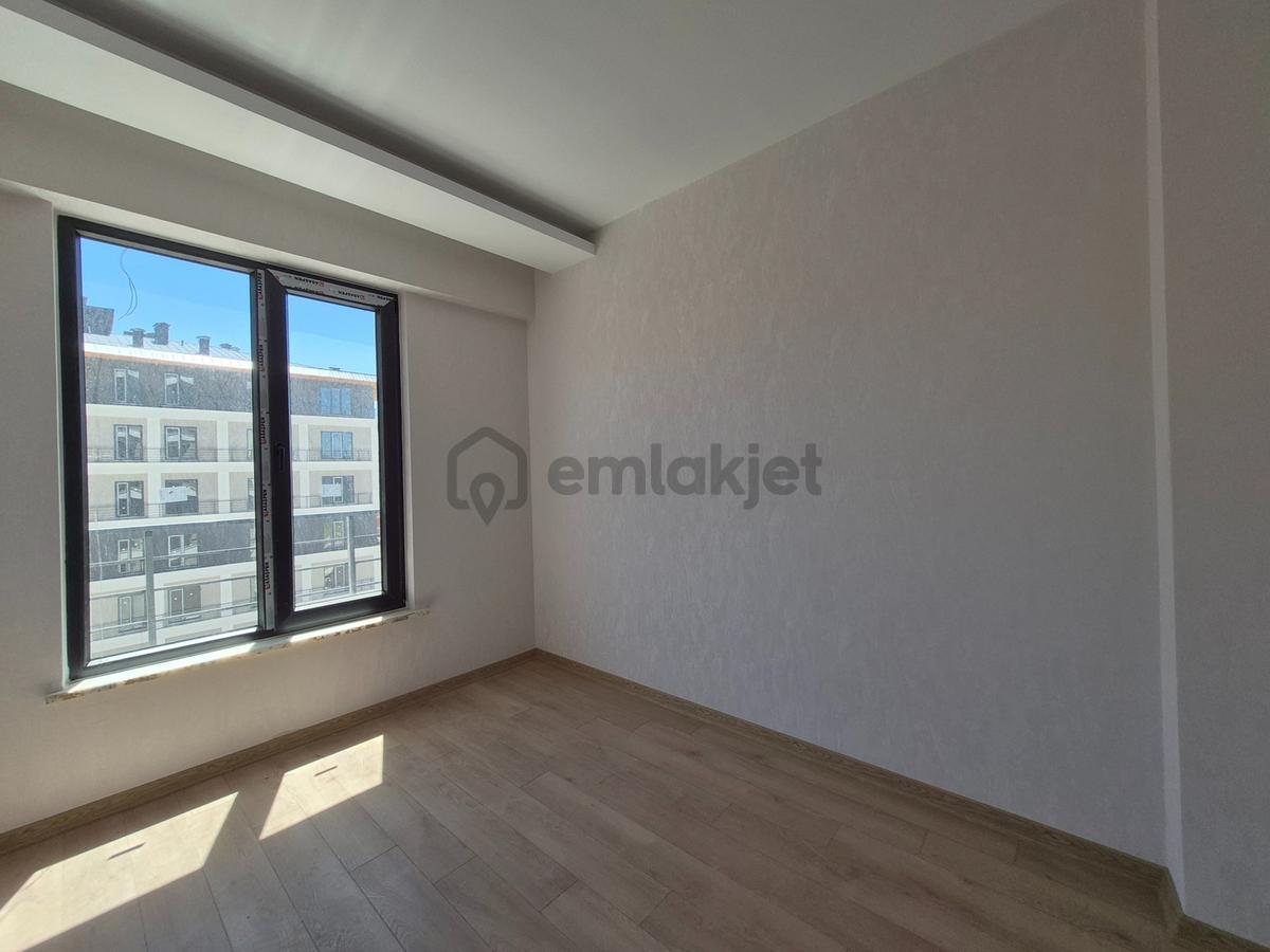 Esenler Mah. Cadde Üzeri İşyapar'dan Sıfır 4+1 Lüks Daire - 50