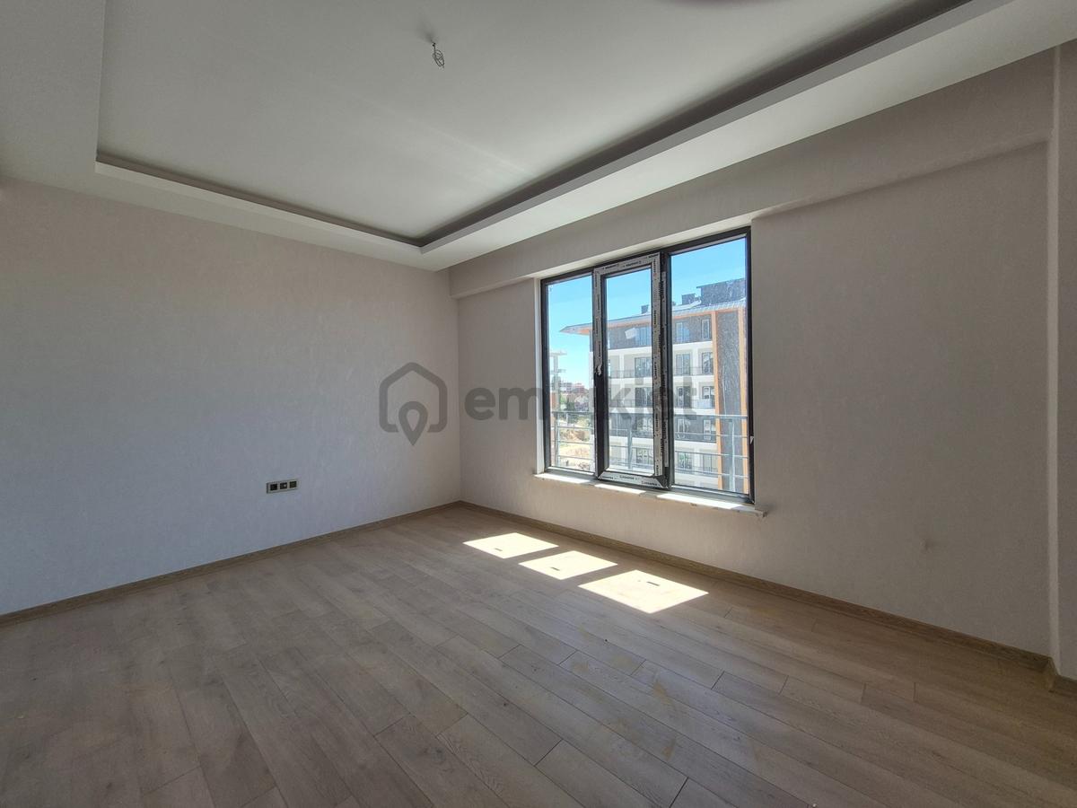 Esenler Mah. Cadde Üzeri İşyapar'dan Sıfır 4+1 Lüks Daire - 34
