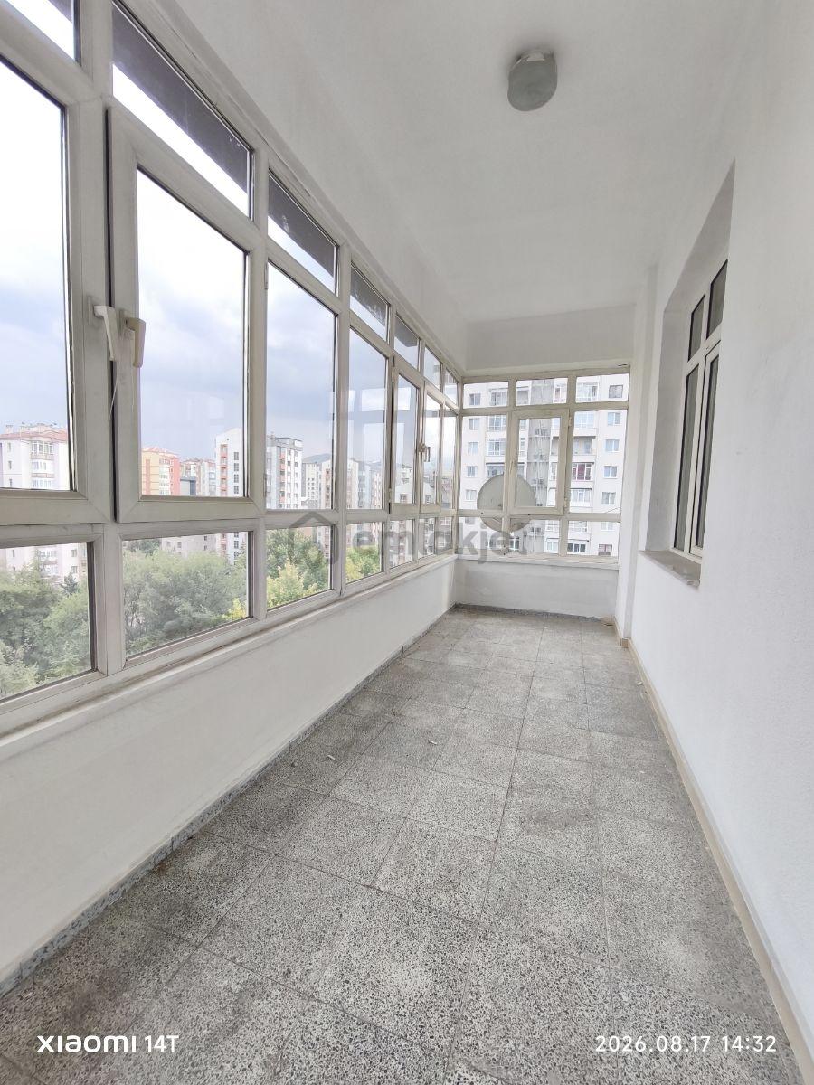 Anka'dan Forum'a Yürüme Mesafesinde Satılık 3+1 Daire - 12