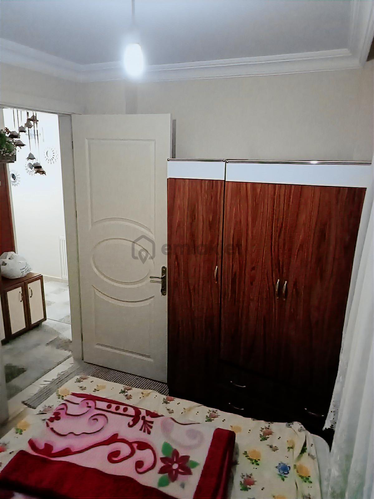 Akmescit Mahallesi 2+1 Ara Kat, Eşyalı Satılık - 8