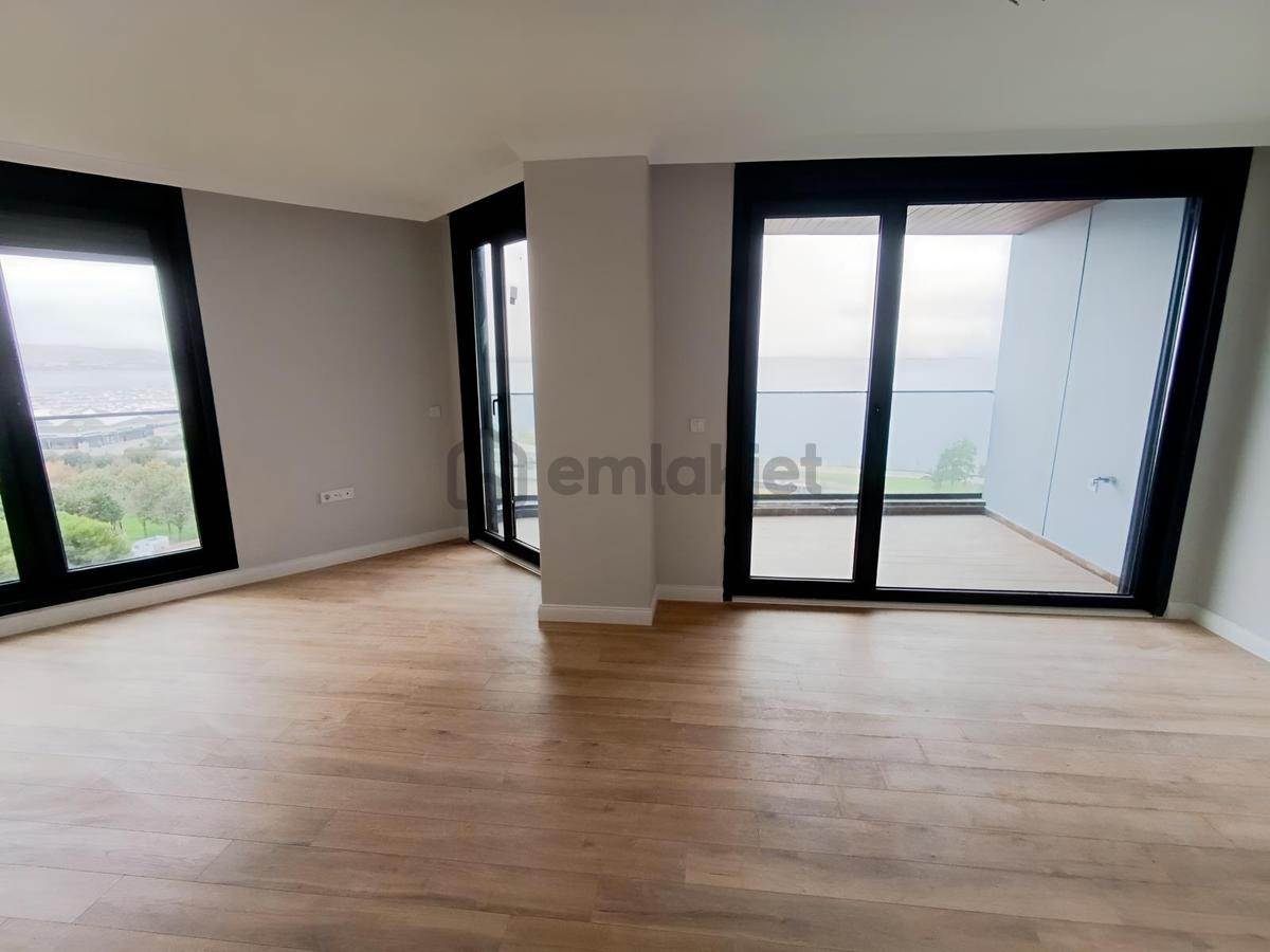 Pendik Burnunda Satılık Lebiderya 4+1 - 12