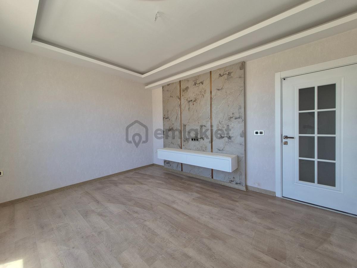 Esenlerde 3+1 Cadde Üzerinde, Sıfır Ve Yerden Isıtmalı Daireler - 28