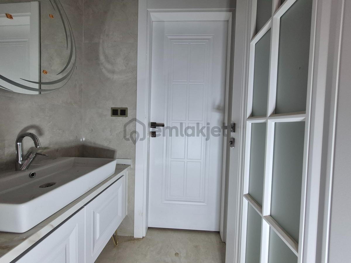 Esenlerde 3+1 Cadde Üzerinde, Sıfır Ve Yerden Isıtmalı Daireler - 50