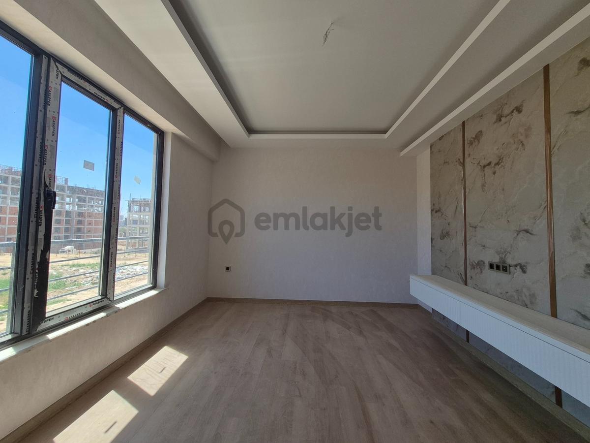 Esenlerde 3+1 Cadde Üzerinde, Sıfır Ve Yerden Isıtmalı Daireler - 27