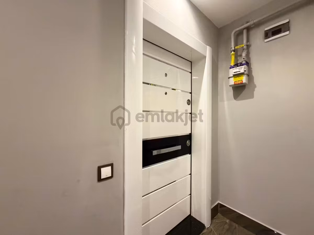 Konyaaltı Hurma'da Havuzlu Site İçerisinde Satılık 2+1 Daire - 9