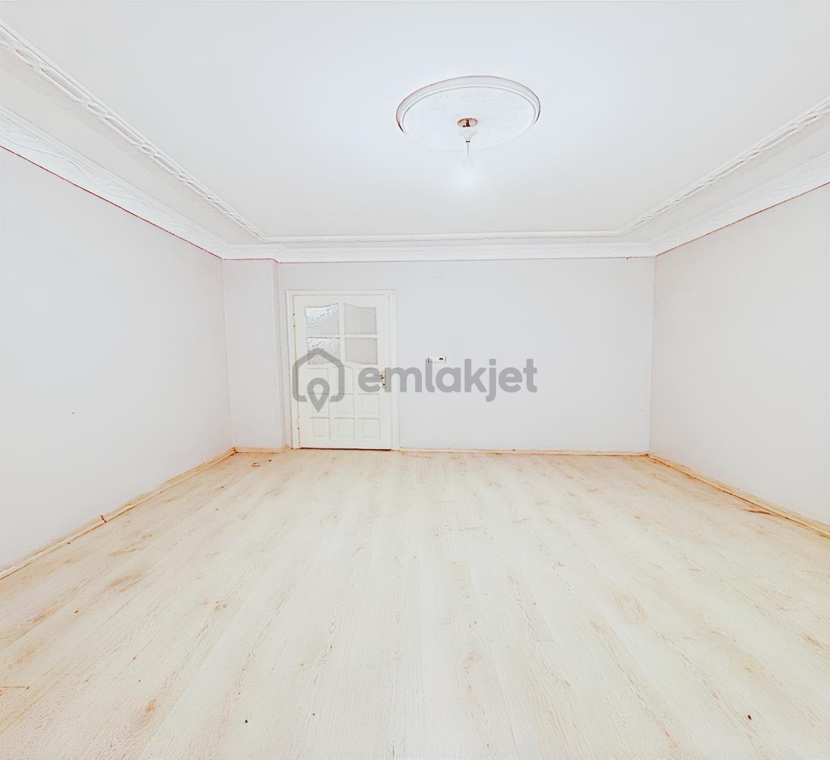 Çınar Mahallesi Devasa Büyüklükte 2+1 100 Metre Kiralık Daire - 9