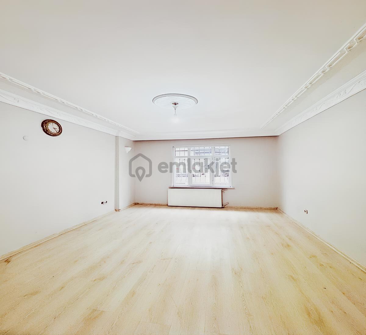 Çınar Mahallesi Devasa Büyüklükte 2+1 100 Metre Kiralık Daire - 2