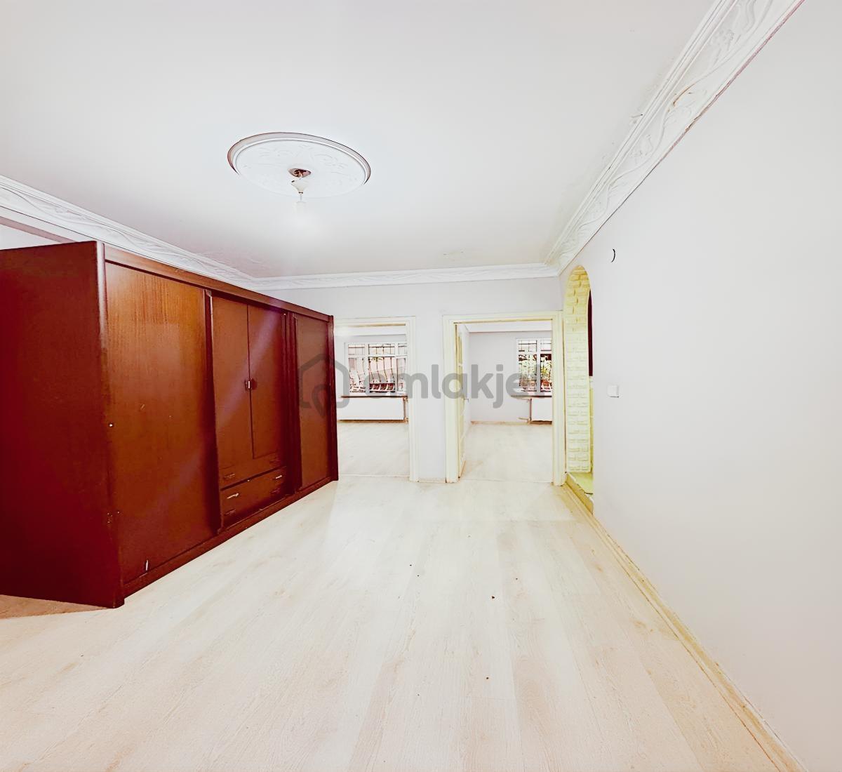 Çınar Mahallesi Devasa Büyüklükte 2+1 100 Metre Kiralık Daire - 6