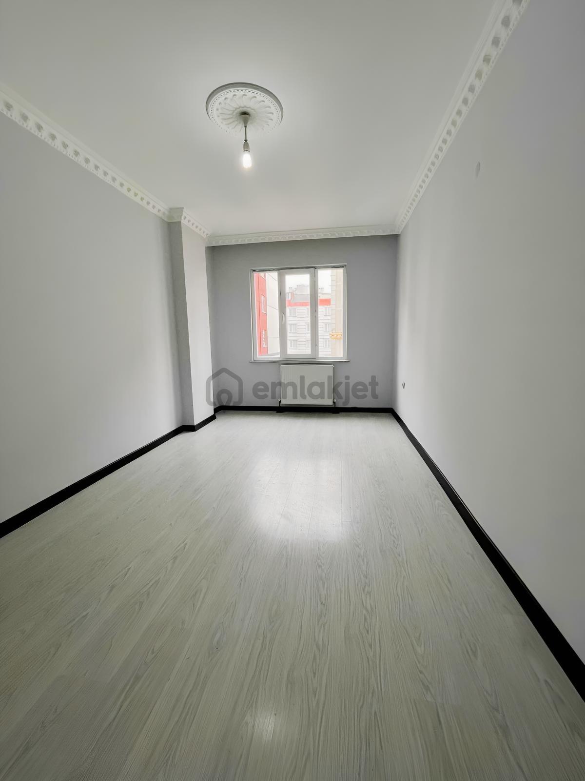 Kiralık Ara Kat 3+1 Ebeveyn Banyolu - 3