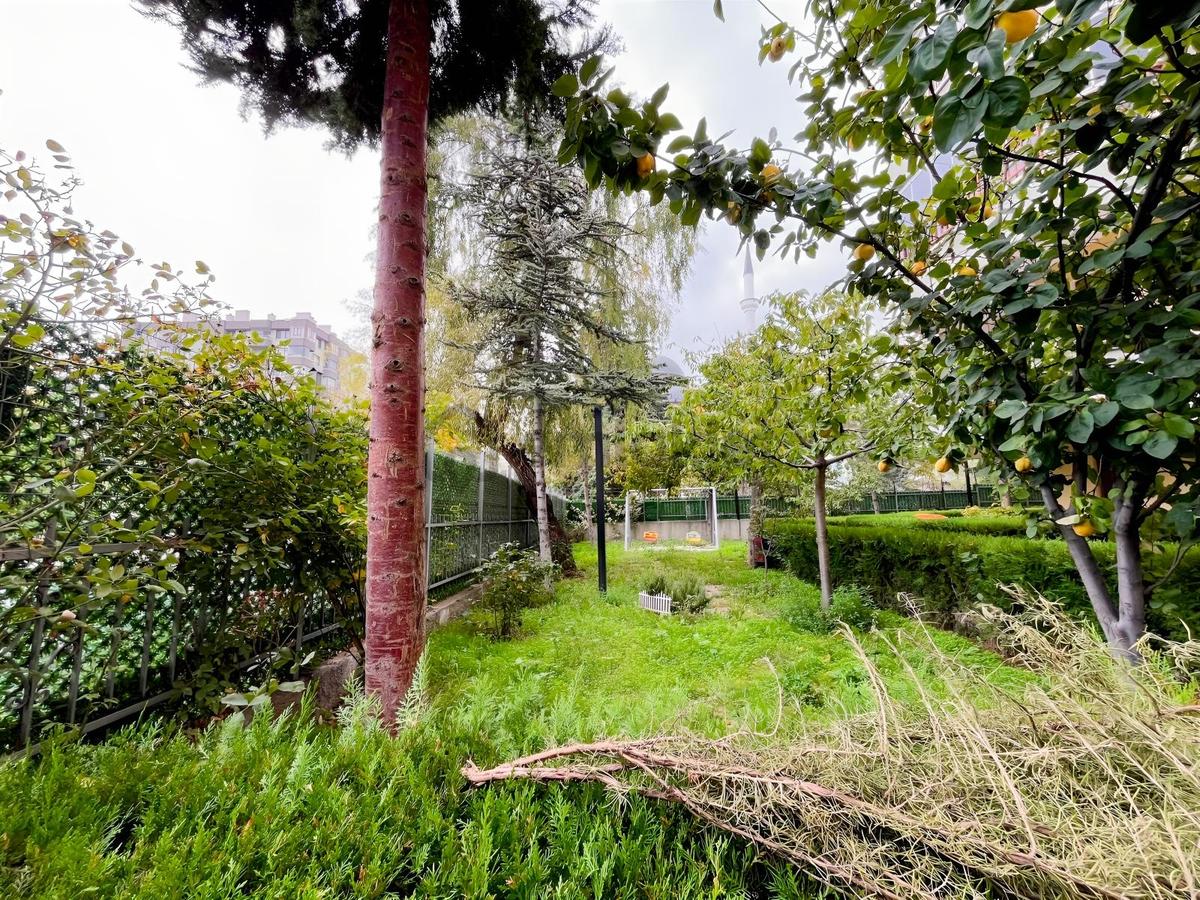 Demetevlerde Asansörlü Boyalı E.banyolu Arakat 4+1 Kiralık Daire - 21