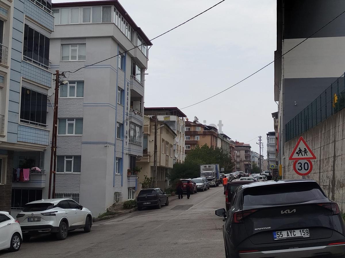 Yeski Emlâk İnşaattan Satılık 3+1 Daire - 38