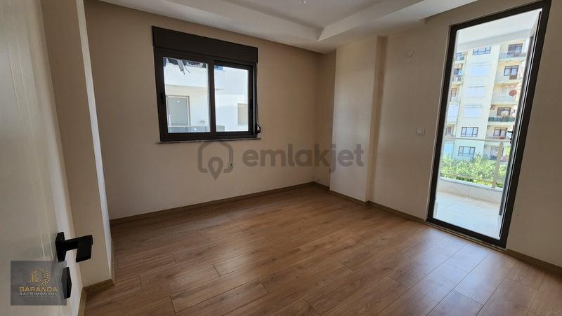 Finike Kum Mah. Denize Sıfır Kiralık Geniş 2+1 Daire - 25