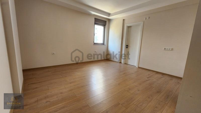 Finike Kum Mah. Denize Sıfır Kiralık Geniş 2+1 Daire - 31