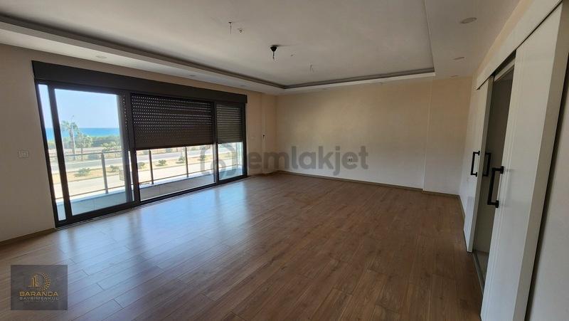 Finike Kum Mah. Denize Sıfır Kiralık Geniş 2+1 Daire - 12