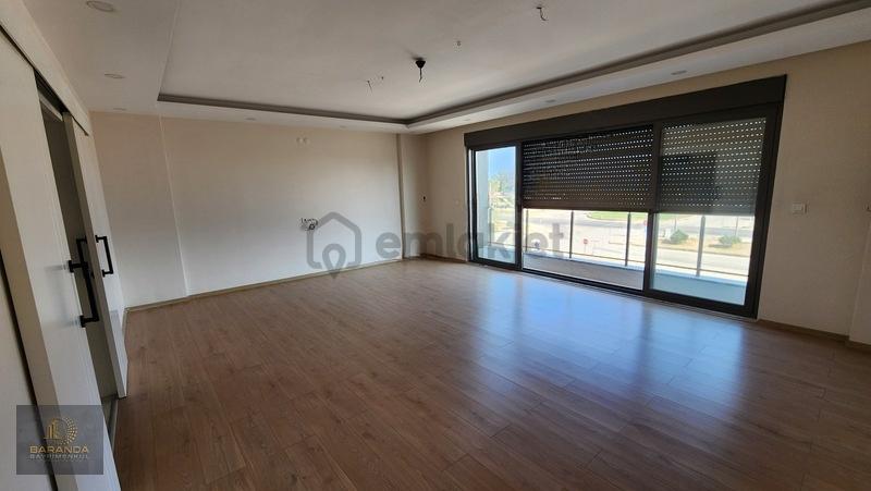 Finike Kum Mah. Denize Sıfır Kiralık Geniş 2+1 Daire - 13