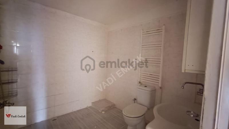 Mahmutpaşa Kiralık 3+1 Daire - 31
