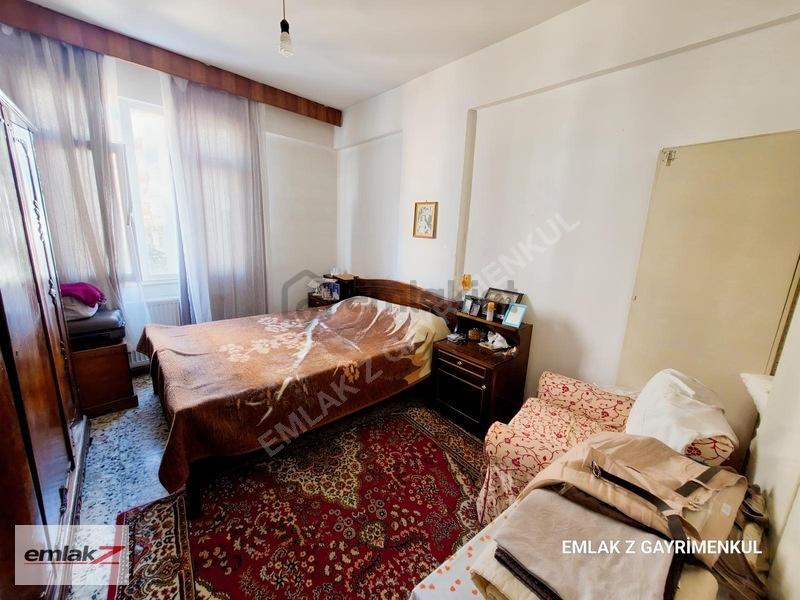Köşe Başında Satılık 3+1 Daire, 140m², Doğalgaz Kombili ,ara Kat - 24