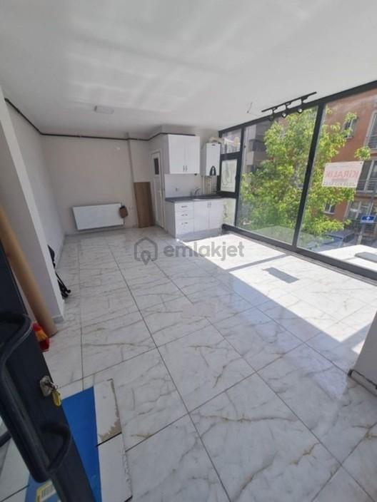 Merkezi Konumda Kiralık Dükkan - 3