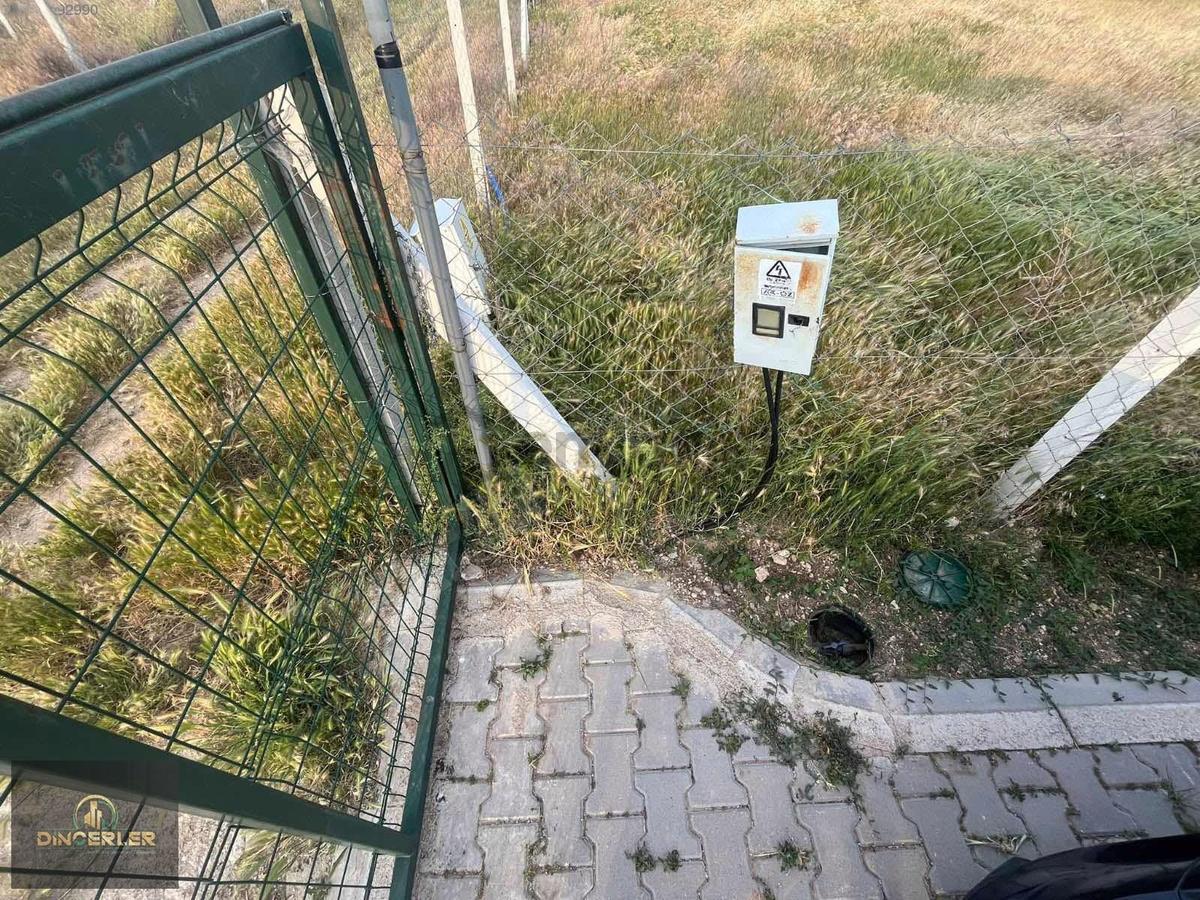 500 M2 Elektrik Su Tel Örgülü Evi İle Satılık Parsel - 3